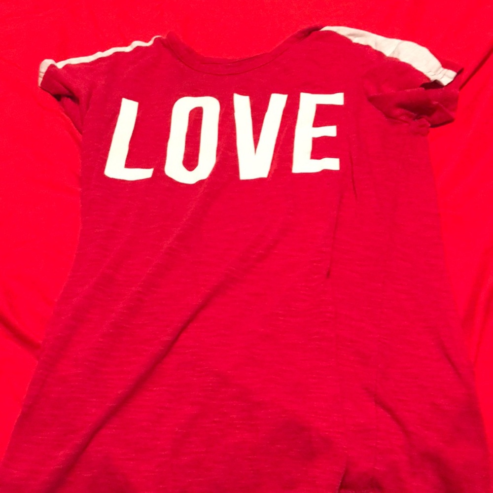 Tee shirt